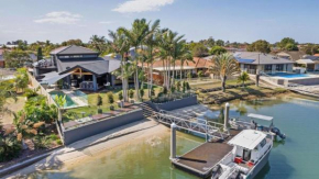 The Islander - Waterfront with Pool